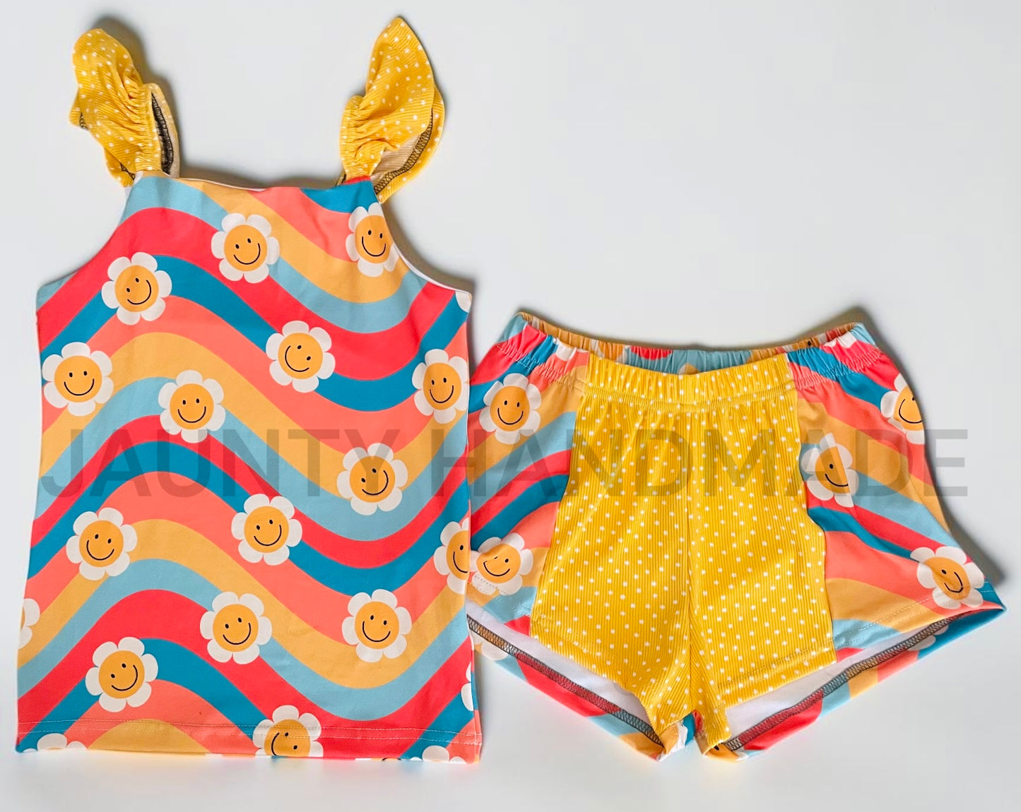 SMILEY RUFFLE CAMI AND FLOW SHORTS SET