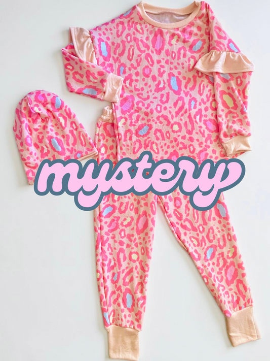 MYSTERY COZY SET