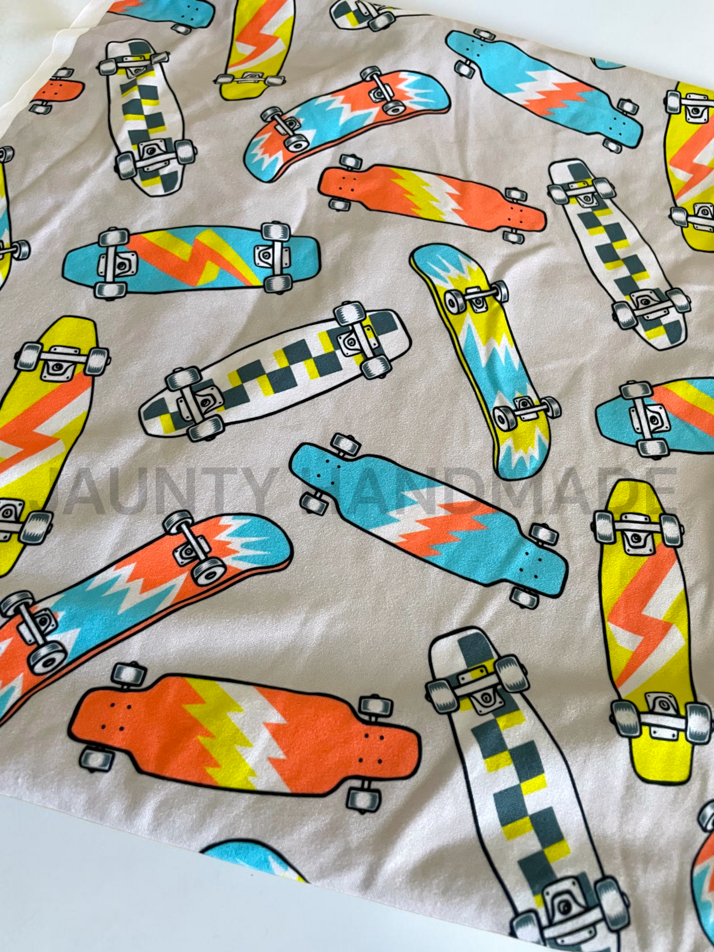 SKATEBOARD